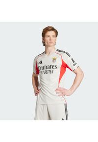 Adidas - Koszulka wyjazdowa Benfica 25/26. Kolor: beżowy