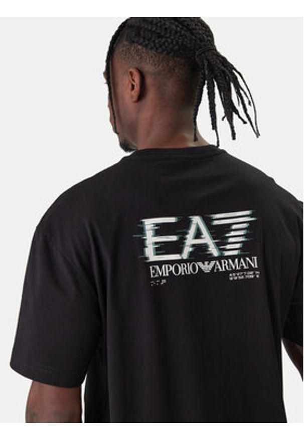 EA7 Emporio Armani T-Shirt 7M001327 AF17789 UC001 Czarny Relaxed Fit. Kolor: czarny. Materiał: bawełna