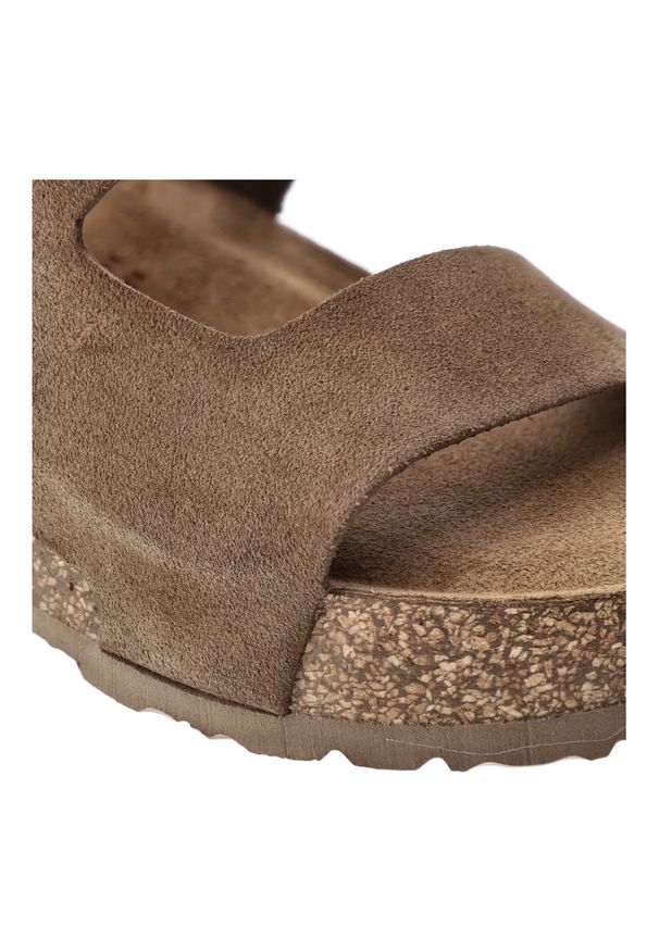 Sandały damskie Yokono, cholewka ze skóry naturalnej zamszowej z szerokimi paskami z zapięciem na rzep, brązowe, WIWI-261 Ser Lodo. Zapięcie: rzepy. Kolor: brązowy. Materiał: skóra, zamsz