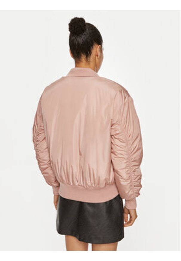Silvian Heach Kurtka bomber Senik GPA24019GB Różowy Regular Fit. Kolor: różowy. Materiał: syntetyk
