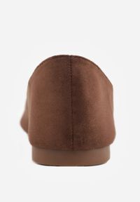 Born2be - Brązowe Balerinki z Imitacji Zamszu z Noskiem w Szpic Egynome. Okazja: na co dzień, na spotkanie biznesowe, do pracy. Kolor: brązowy. Materiał: zamsz. Styl: casual, biznesowy, elegancki #9