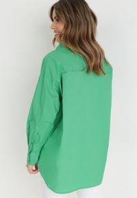 Born2be - Zielona Koszula Doriemara. Kolor: zielony. Długość rękawa: długi rękaw. Długość: długie