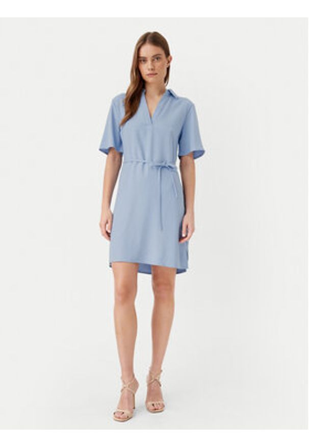 JDY Sukienka codzienna Olli 15341086 Niebieski Regular Fit. Okazja: na co dzień. Kolor: niebieski. Materiał: wiskoza. Typ sukienki: proste. Styl: casual