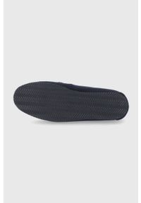 Polo Ralph Lauren Kapcie Dezi V Bear kolor granatowy. Nosek buta: okrągły. Kolor: niebieski. Materiał: guma #4