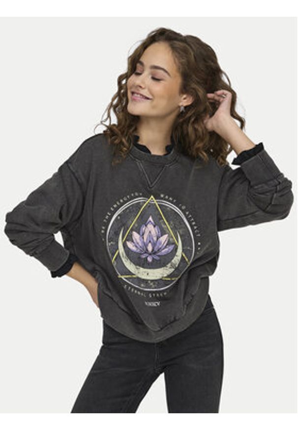 only - ONLY Bluza Lucinda 15340912 Szary Regular Fit. Kolor: szary. Materiał: syntetyk, bawełna