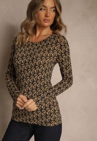 Renee - Brązowo-Czarna Bluzka Longsleeve z Bawełny Ozdobiony Literowym Wzorem Javelina. Okazja: na co dzień. Kolor: brązowy. Materiał: bawełna. Długość rękawa: długi rękaw. Wzór: aplikacja. Styl: elegancki, casual, klasyczny