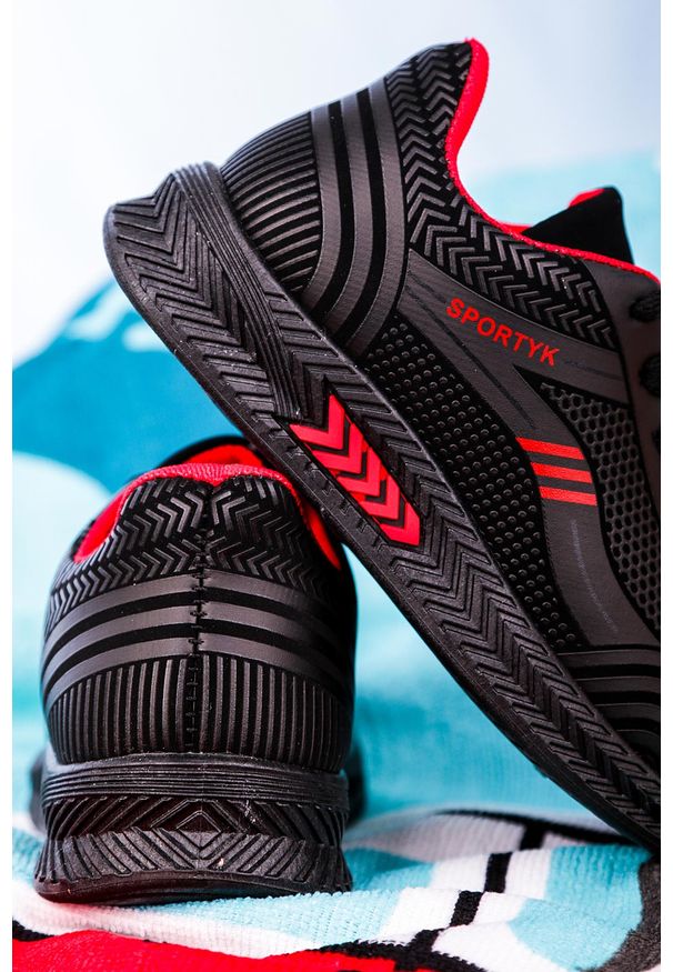 Casu - Czarne buty sportowe sznurowane casu 20y02/r. Kolor: czarny, wielokolorowy, czerwony