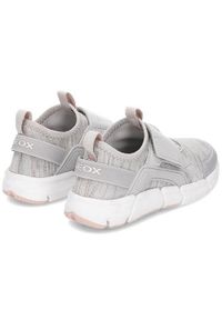 Buty do chodzenia dla dzieci Geox Junior Flexyper. Zapięcie: rzepy. Kolor: wielokolorowy, szary. Materiał: materiał, syntetyk, tkanina. Szerokość cholewki: normalna. Sport: turystyka piesza