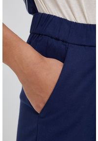 Sisley spodnie damskie kolor granatowy proste high waist. Stan: podwyższony. Kolor: niebieski. Materiał: tkanina