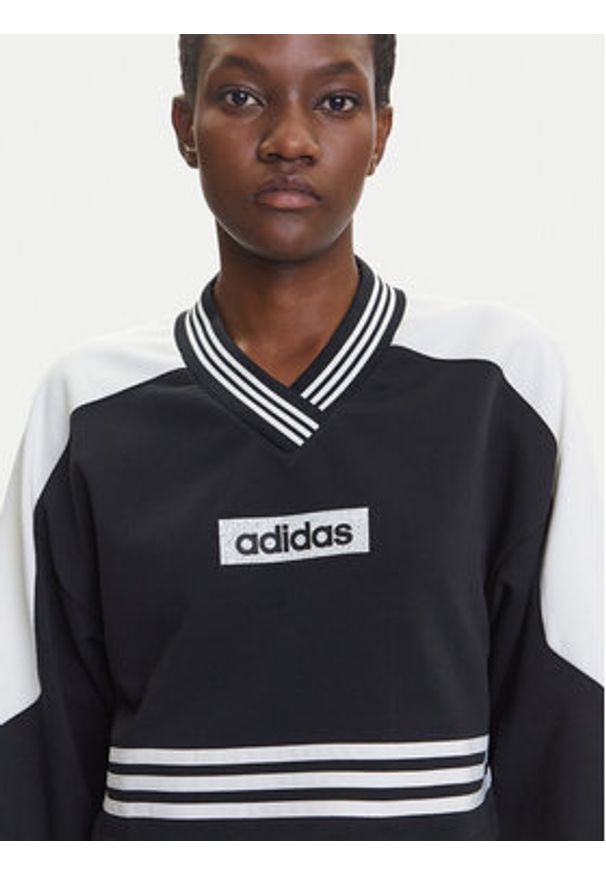 Adidas - adidas Bluza Blocking JW7273 Czarny Loose Fit. Kolor: czarny. Materiał: bawełna