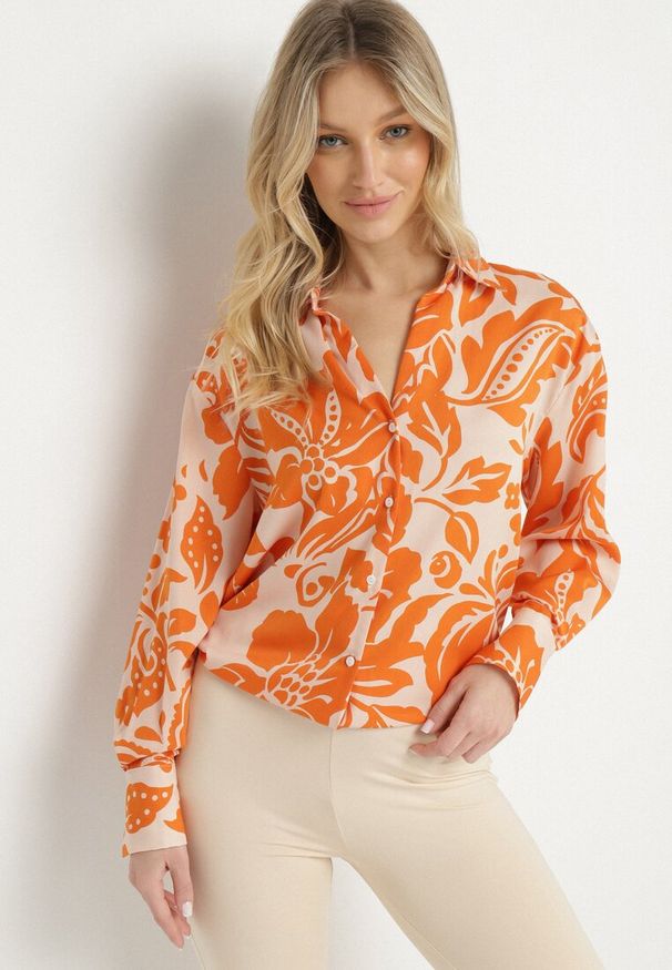 Born2be - Pomarańczowa Koszula o Luźnym Fasonie w Kwiatowy Wzór Edala. Kolor: pomarańczowy. Wzór: kwiaty. Sezon: lato