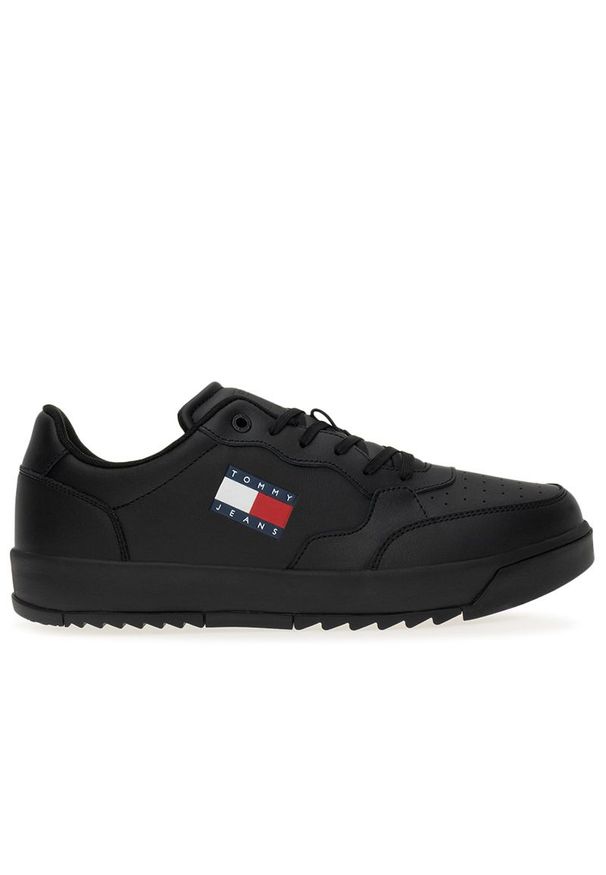 Buty Tommy Jeans Retro Essential EM0EM01397-BDS - czarne. Zapięcie: sznurówki. Kolor: czarny. Materiał: poliester, syntetyk, kauczuk, materiał, guma, skóra. Szerokość cholewki: normalna. Wzór: aplikacja