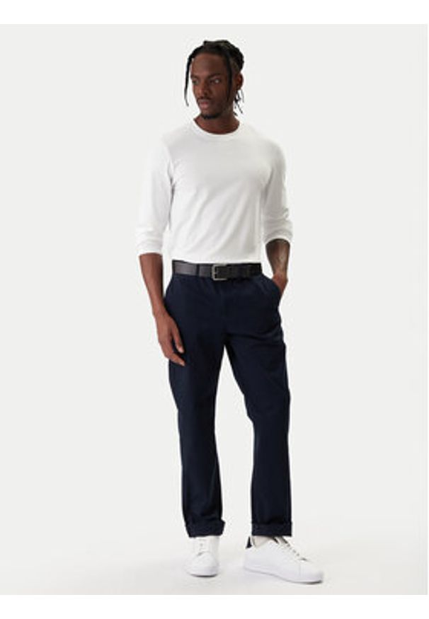 TOMMY HILFIGER - Tommy Hilfiger Chinosy Denton Essential MW0MW40262 Granatowy Straight Fit. Kolor: niebieski. Materiał: bawełna