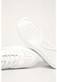Kappa - Buty. Nosek buta: okrągły. Zapięcie: rzepy. Kolor: biały. Materiał: syntetyk, materiał, guma. Szerokość cholewki: normalna #2