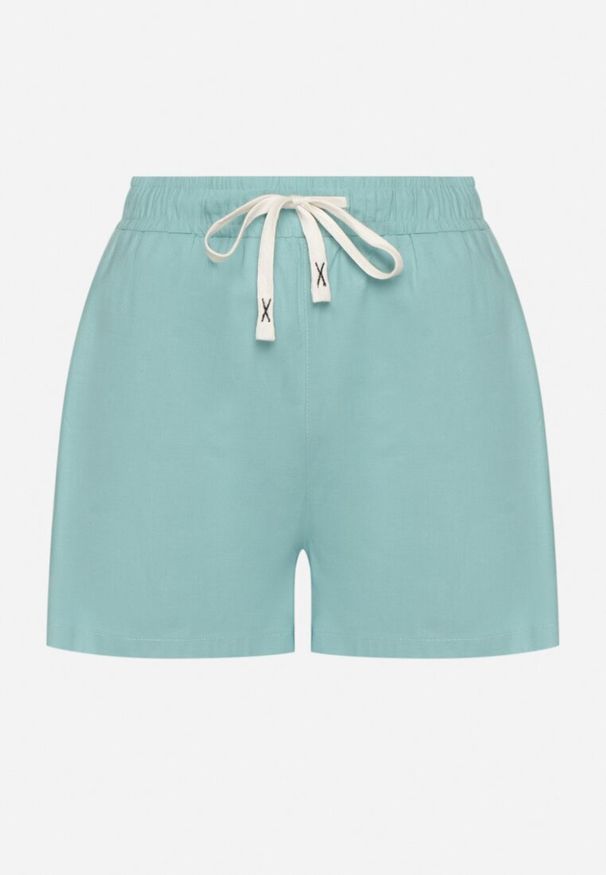 Born2be - Jasnoniebieskie Bawełniane Szorty z Wysokim Stanem Tanalianea. Okazja: na co dzień. Stan: podwyższony. Kolor: niebieski. Materiał: bawełna. Styl: elegancki, casual