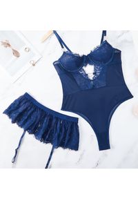 Intica - Body z koronką na wyjątkowe okazje Leny. Kolor: niebieski. Materiał: koronka. Wzór: koronka