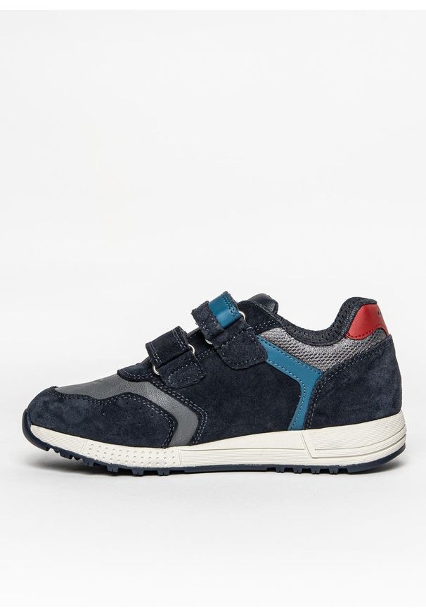 Geox - Sneakersy dziecięce GEOX J Alben B. E (J049EE 022BC C0735). Kolor: niebieski. Materiał: skóra, zamsz. Szerokość cholewki: normalna