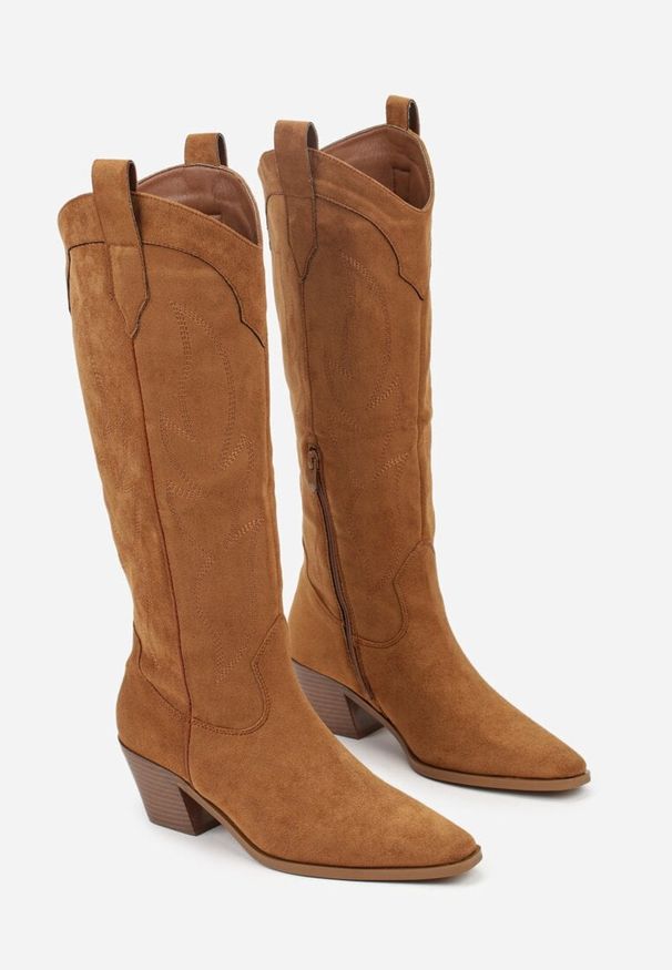 Renee - Jasnobrązowe Haftowane Kozaki Kowbojki na Stożkowym Obcasie Galianna. Okazja: na co dzień. Kolor: brązowy. Materiał: jeans, koronka. Wzór: haft. Obcas: na obcasie. Styl: casual. Wysokość obcasa: średni