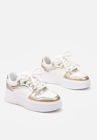 Born2be - Biało-Złote Sneakersy na Grubej Podeszwie z Metalicznymi Wstawkami Atilem. Kolor: biały #5