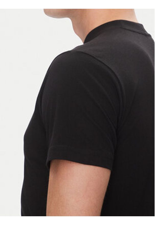 Karl Lagerfeld - KARL LAGERFELD T-Shirt A2M17074 Czarny Regular Fit. Typ kołnierza: dekolt w karo. Kolor: czarny. Materiał: bawełna, syntetyk