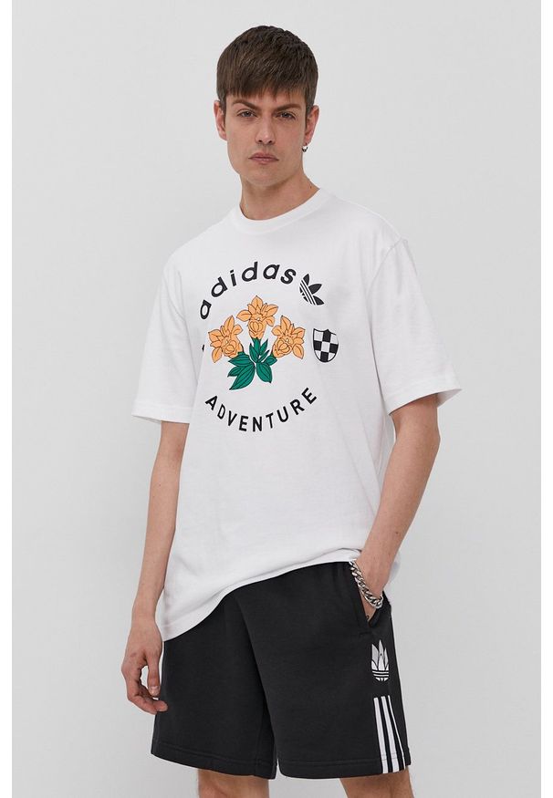 adidas Originals - T-shirt. Okazja: na co dzień. Kolor: biały. Wzór: nadruk. Styl: casual
