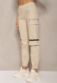 Renee - Jasnobeżowe Spodnie z Bawełny o Fasonie Joggerów z Metalicznym Suwakiem na Boku Acrabra. Kolor: beżowy. Materiał: bawełna #3