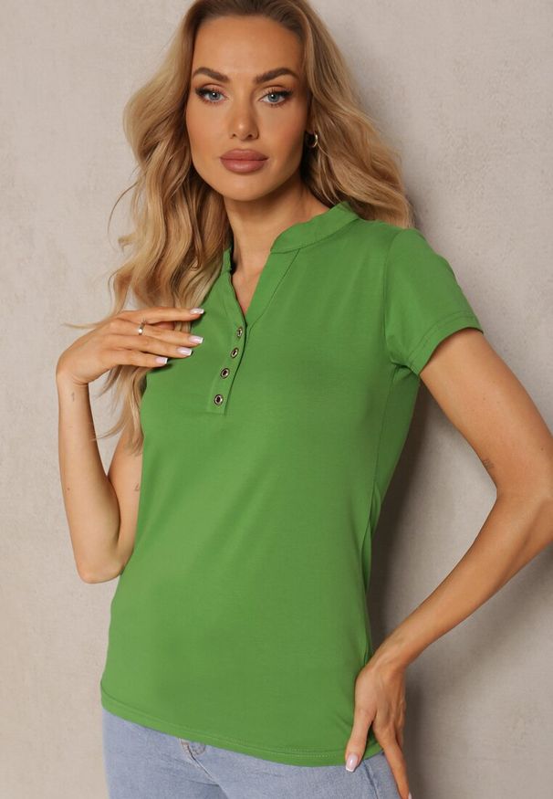 Renee - Zielony Bawełniany T-shirt z Guzikami przy Dekolcie Wialina. Okazja: na spacer, na co dzień. Kolor: zielony. Materiał: bawełna. Styl: klasyczny, casual