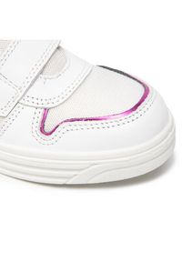 Primigi Sneakersy 1867200 S Biały. Kolor: biały. Materiał: materiał
