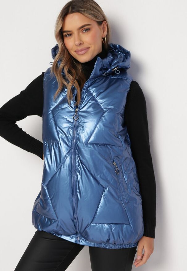 Born2be - Niebieska Pikowana Kamizelka z Kapturem Incanto. Typ kołnierza: kaptur. Kolor: niebieski. Wzór: geometria