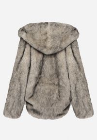 Born2be - Szara Kurtka Futerko o Kroju Oversize z Kapturem Nalienta. Okazja: na co dzień. Typ kołnierza: kaptur. Kolor: szary, biały. Materiał: futro. Styl: casual, elegancki #5