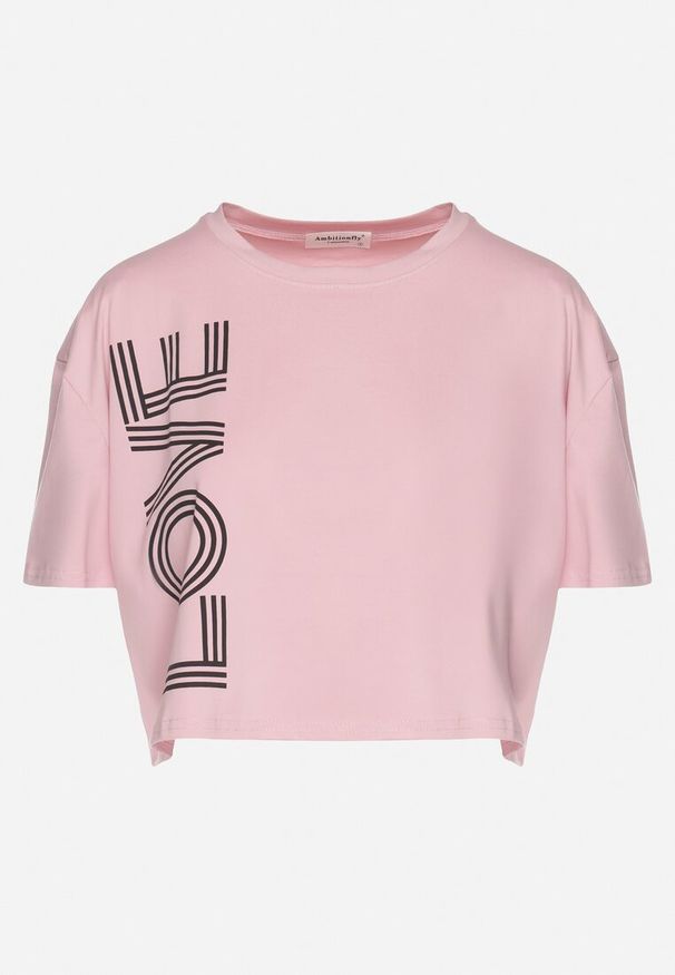 Born2be - Różowy Krótki Bawełniany T-shirt z Napisem Sannirra. Okazja: na co dzień. Kolor: różowy. Materiał: bawełna. Długość: krótkie. Wzór: napisy. Styl: casual, klasyczny