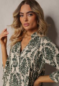Renee - Zielona Sukienka z Bawełny o Rozkloszowanym Kroju Wykończona Falbanką Niloa. Typ kołnierza: kołnierz z falbankami. Kolor: zielony. Materiał: bawełna. Sezon: lato, wiosna. Typ sukienki: rozkloszowane. Styl: elegancki #5