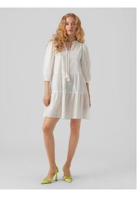 Vero Moda Sukienka letnia Pretty 10279712 Biały Regular Fit. Kolor: biały. Materiał: bawełna. Sezon: lato #4