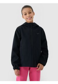 4f - 4F Kurtka softshell wiatroodporna membrana 5000 dziewczęca - czarna 122 (6-7 lat). Okazja: na co dzień. Typ kołnierza: kołnierzyk stójkowy, kaptur. Kolor: czarny. Materiał: softshell. Sezon: lato. Styl: klasyczny, casual