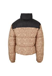 Urban Classics - Damska Kurtka Puchowa Retro Z Nadrukiem Na Całej Powierzchni. Kolor: beżowy. Materiał: puch. Wzór: nadruk. Sport: turystyka piesza