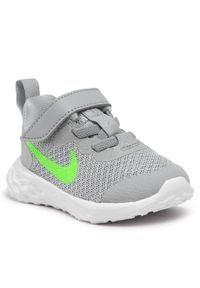 Nike Buty Revolution 6 Nn (Tdv) DD1094 009 Szary. Kolor: szary. Materiał: materiał. Model: Nike Revolution #1
