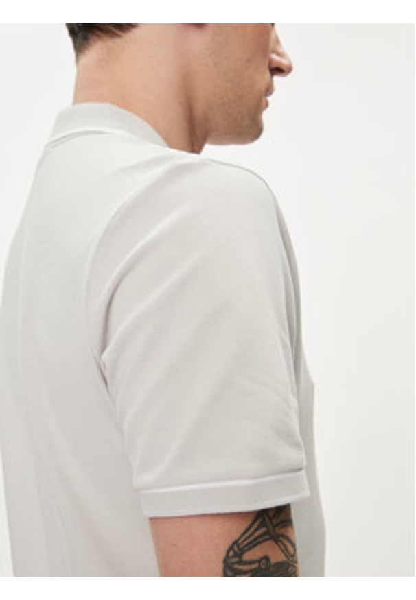 Calvin Klein Jeans Polo J30J315603 Szary Slim Fit. Typ kołnierza: polo. Kolor: szary. Materiał: bawełna