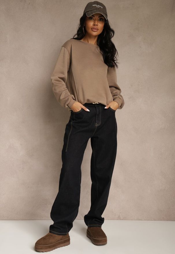 Renee - Ciemnobeżowa Bluza z Bawełną i Przeszyciami przy Dekolcie Fezanna. Okazja: na co dzień. Kolor: beżowy. Materiał: bawełna. Styl: casual, sportowy