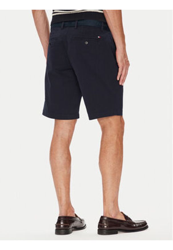 TOMMY HILFIGER - Tommy Hilfiger Szorty materiałowe Brooklyn MW0MW39706 Granatowy Regular Fit. Kolor: niebieski. Materiał: bawełna