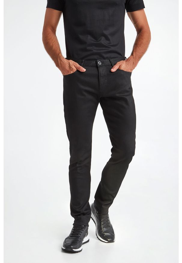 Emporio Armani - JEANSY EMPORIO ARMANI. Wzór: aplikacja