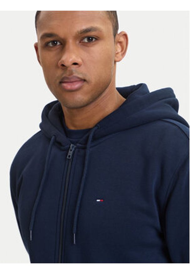 Tommy Jeans Dres DM0DM23281 Granatowy Regular Fit. Kolor: niebieski. Materiał: bawełna