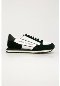 Armani Exchange – Buty kolor biały XUX083 XV263. Nosek buta: okrągły. Zapięcie: sznurówki. Kolor: biały. Materiał: guma