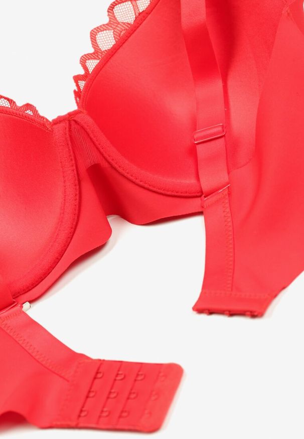 Renee - Czerwony Biustonosz Koronkowy Push-Up na Regulowanych Ramiączkach Moncia. Kolekcja: plus size. Kolor: czerwony. Materiał: koronka. Rodzaj stanika: push-up