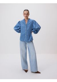 Reserved - Jeansowa koszula ze stójką - niebieski. Typ kołnierza: kołnierzyk stójkowy. Kolor: niebieski. Materiał: jeans #1