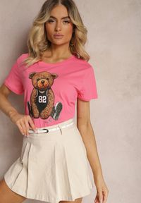 Renee - Różowy T-shirt Koszulka z Krótkim Rękawem z Bawełny Ozdobiona Nadrukiem Xanest. Okazja: na co dzień. Kolor: różowy. Materiał: bawełna. Długość rękawa: krótki rękaw. Długość: krótkie. Wzór: nadruk, aplikacja. Styl: casual #2