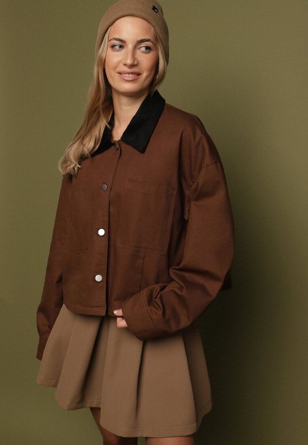 Born2be - Brązowa Bawełniana Koszulowa Kurtka Avrea. Okazja: na co dzień. Kolor: brązowy. Materiał: bawełna. Styl: casual