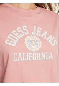 Guess T-Shirt W5RI43 K8HM0 Różowy Regular Fit. Kolor: różowy. Materiał: bawełna