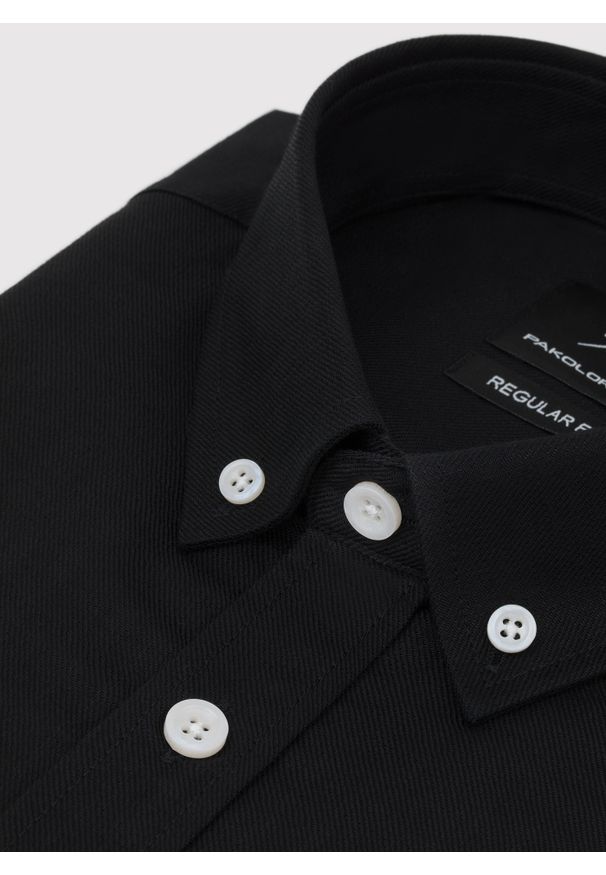 Pako Lorente - PAKO LORENTE – Czarna bawełniana koszula męska. Kolor: czarny, brązowy, zielony. Materiał: bawełna. Długość rękawa: długi rękaw. Długość: długie. Wzór: gładki