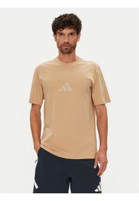 Adidas - adidas T-Shirt Z.N.E. JW4737 Beżowy Regular Fit. Kolor: beżowy. Materiał: bawełna