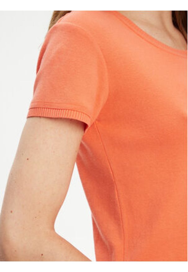 United Colors of Benetton - United Colors Of Benetton T-Shirt 1091D1M10 Pomarańczowy Regular Fit. Kolor: pomarańczowy. Materiał: bawełna